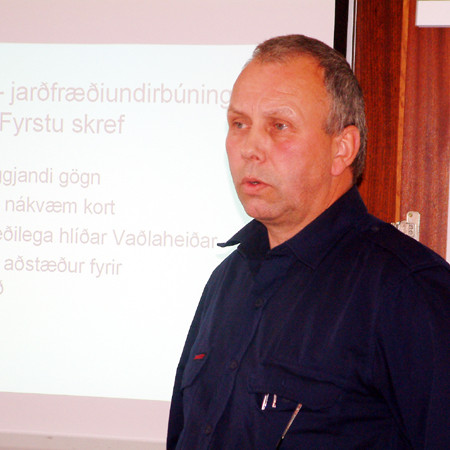 Ágúst Guðmundsson, jarðfræðingur, á aðalfundi Greiðrar leiðar ehf.