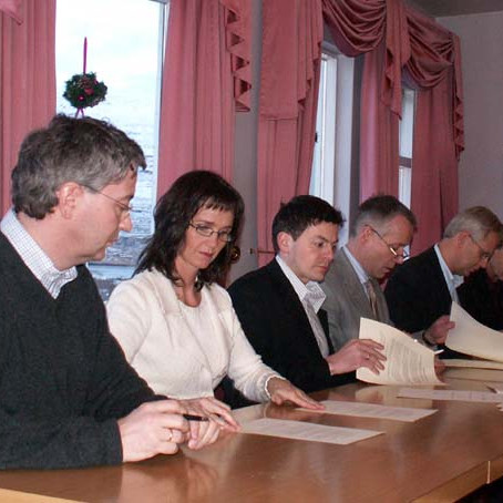 Við undirritun stofnssamnings Bjarma líknarfélags á Akureyri í dag. Frá vinstri: Þorvaldur Ingvarsso…