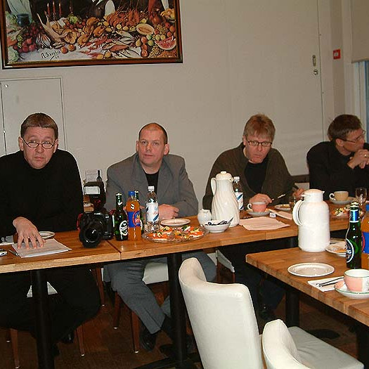 Fulltrúar eigenda nýs félags um útgáfu Vikudags kynntu áform sín á blaðamannafundi í dag. Frá vinstr…